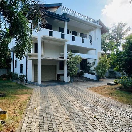The Valampuri Jaffna Exterior foto