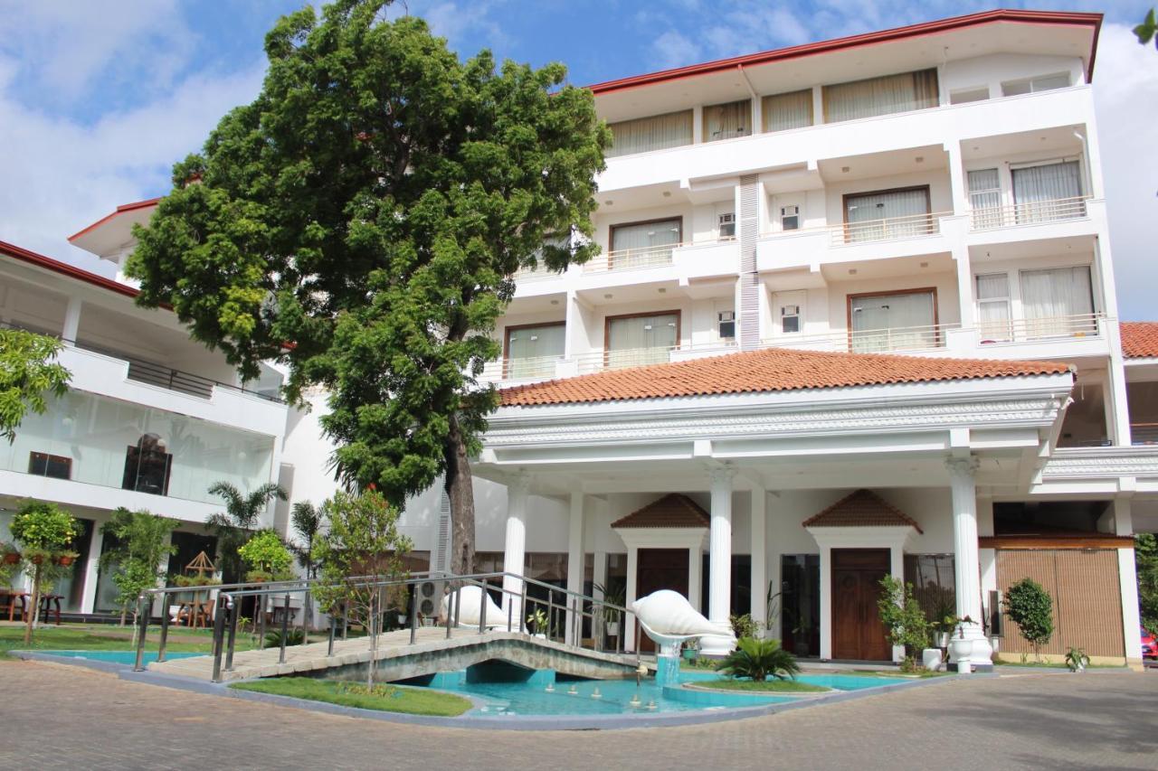 The Valampuri Jaffna Exterior foto